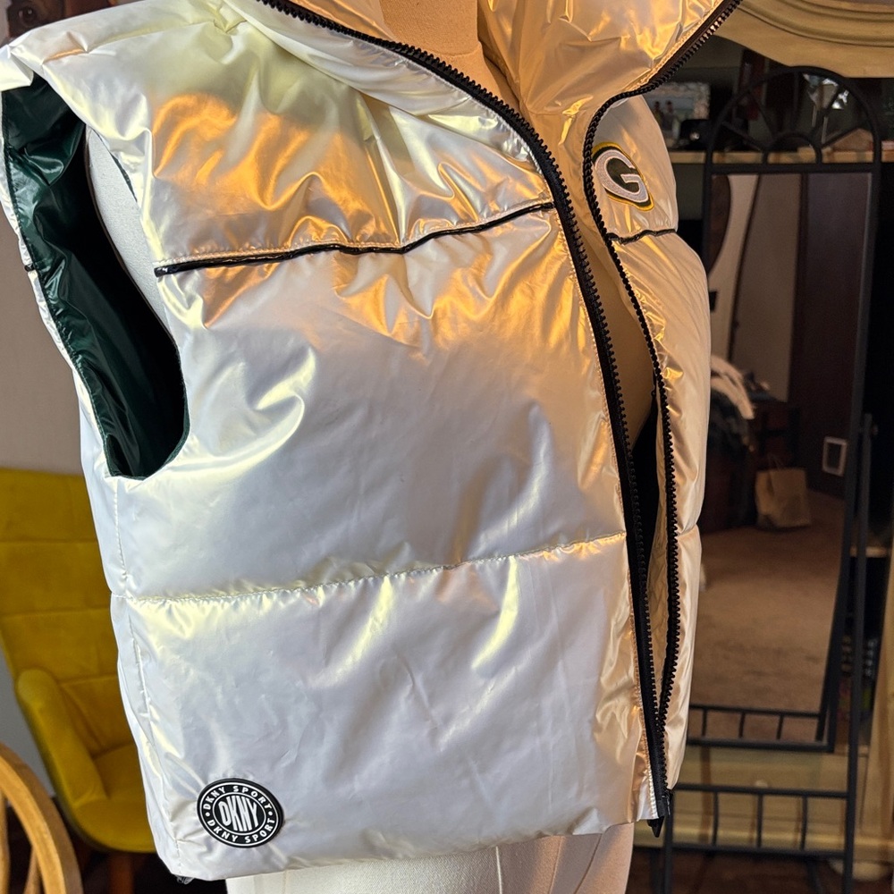 NFL Green Bay Packers White Quilted Vest